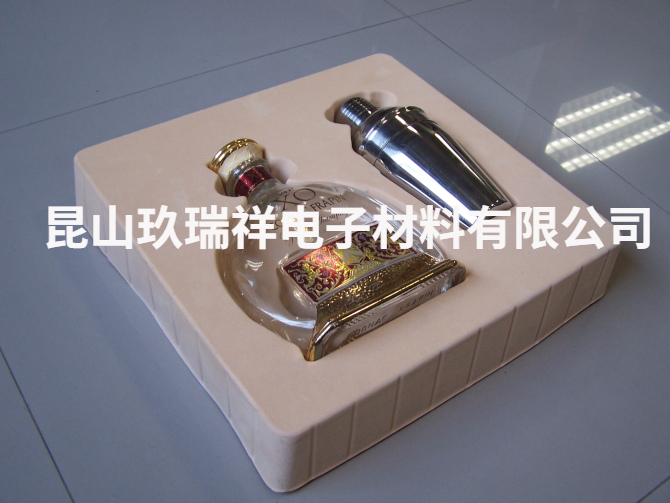 高档红酒植绒吸塑包装0590